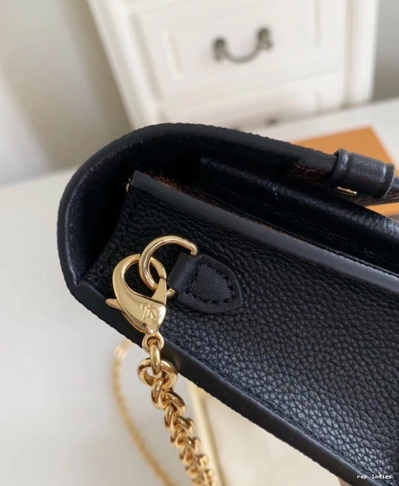 Cheap VUITTON CHAIN VAVIN LOUIS WALLET 0819